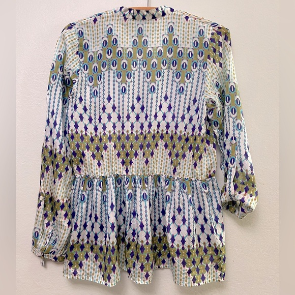 Subtle Luxury Silk Blouse, Sz Small / Medium - Picture 7 of 7